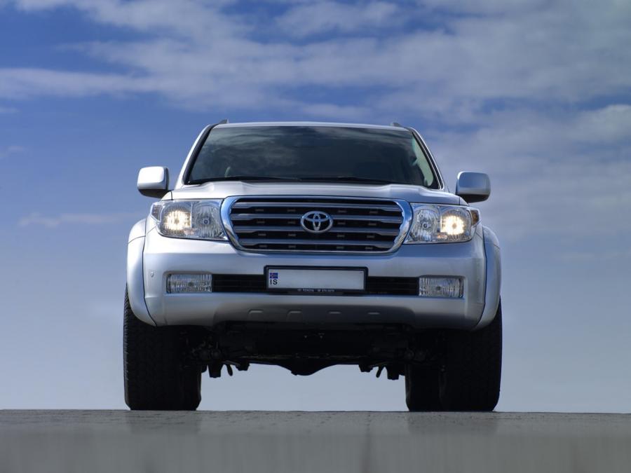  Arctic Trucks Toyota Land Cruiser AT35 (UZJ200) 2007 года  (фото 2 из 17)